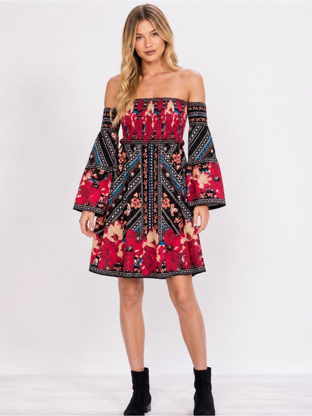 Flying Tomato Women’s Size L Floral Off Shoulder Bell Sleeve Mini Dress
